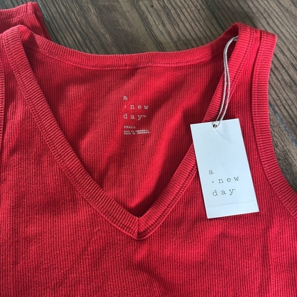 Red V-Neck Bodycon Sleeveless Dress, Size Small - Picture 3 of 5